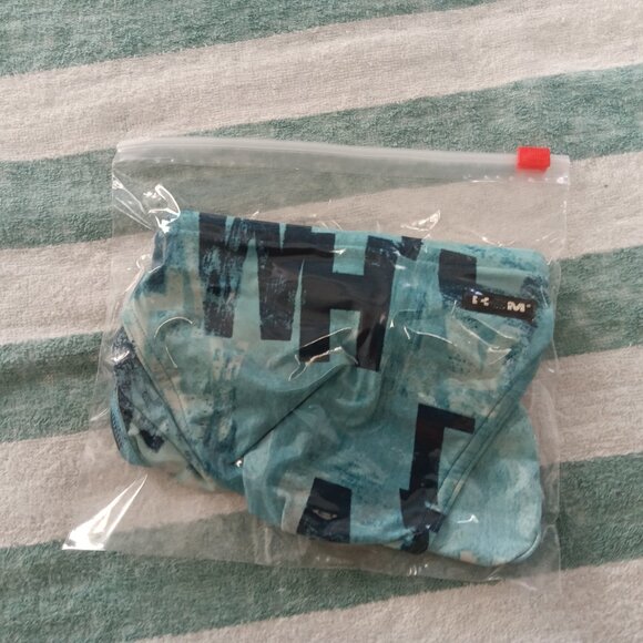 (*) RARE VINTAGE 1" HOM SWIM BRIEF, SIZE 30- 32", LIGHT BLUE PATTERN (Pre-Owned) - Picture 9 of 9